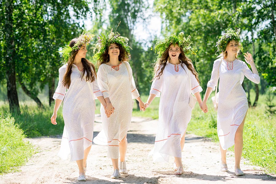 Slavic girls in Depok