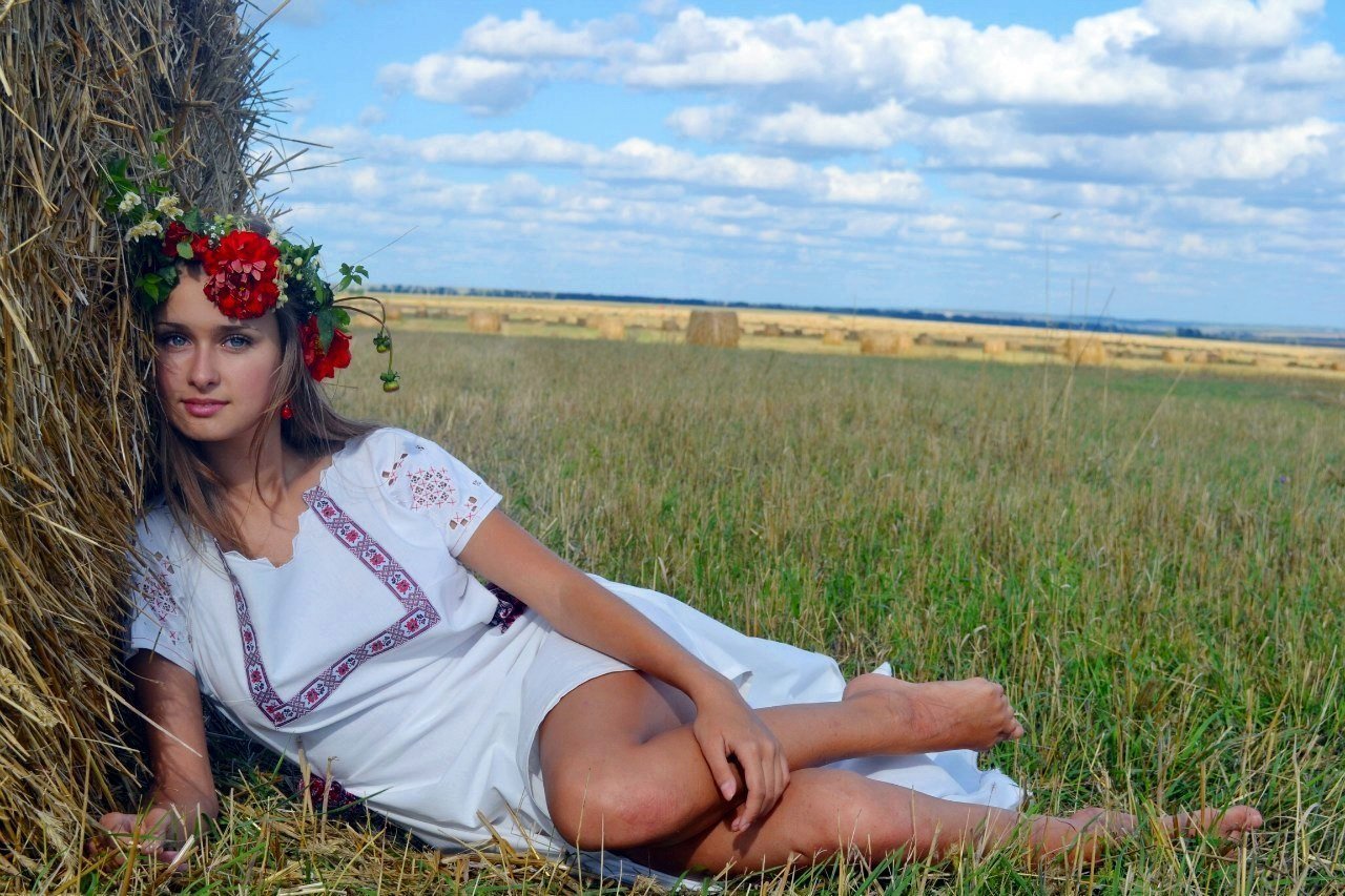 Slavic girls in Depok