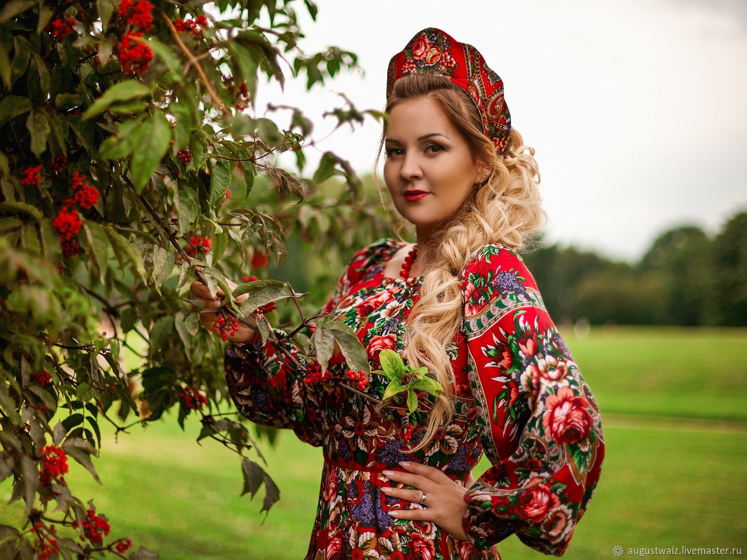 Women in Slavic costumes in Depok
