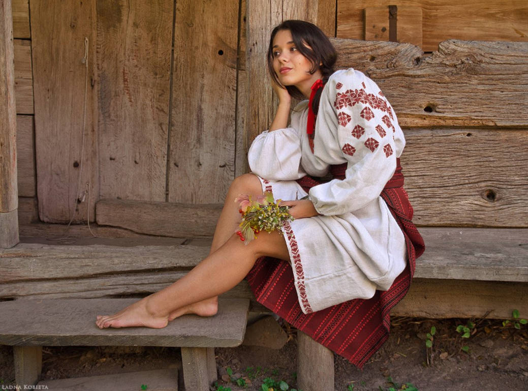 Women in Slavic costumes in Depok