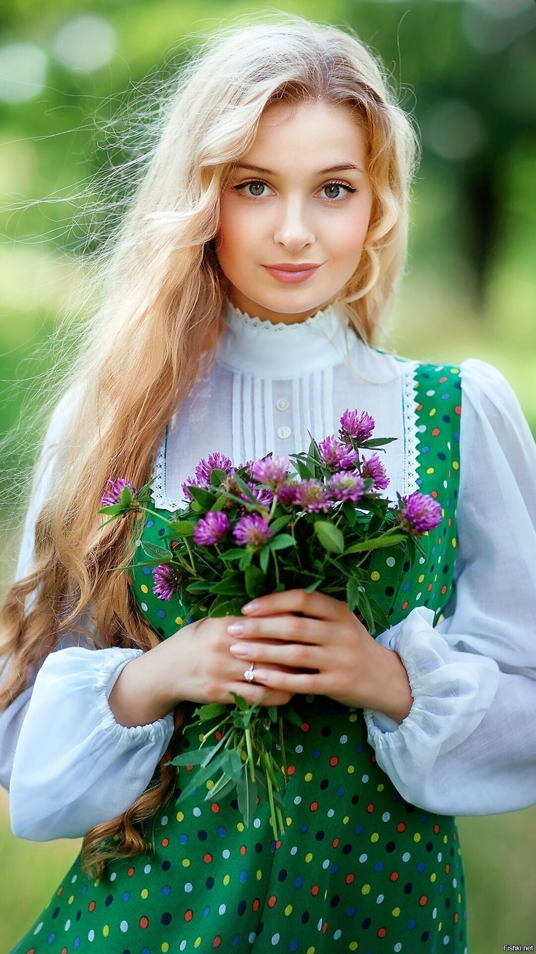 Girls in Slavic costumes in Depok